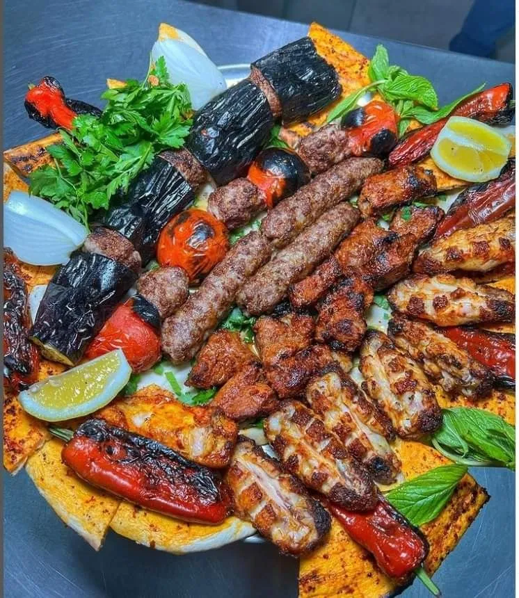 1 Kg Karışık Kebap
